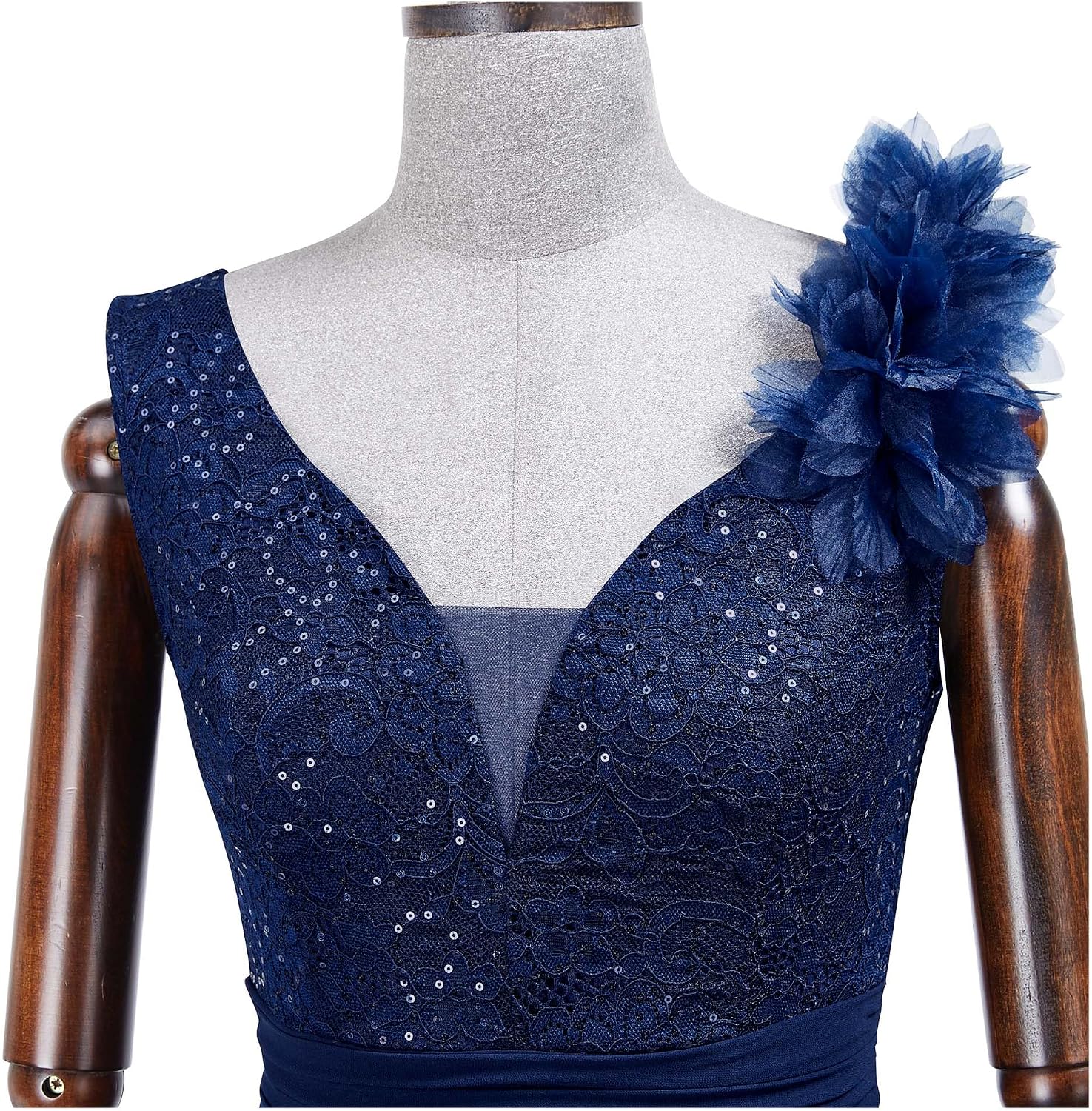 MIUSOL Women's Vintage V-Neck Sleeveless Sequined Lace Split Wedding Formal Evening Maxi Dress - Image 7